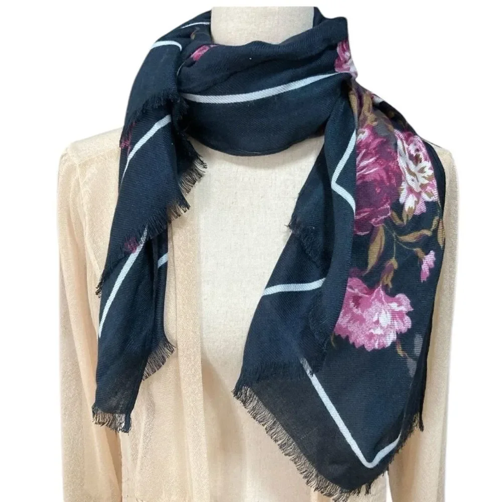 Liz Claiborne blue and purple Floral scarf rayon